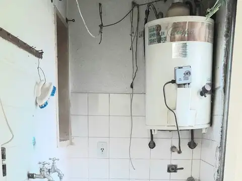Departamento 4 ambientes con 1 baño