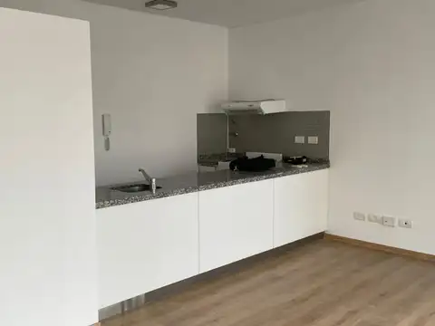 Vidal 2600, Piso 5