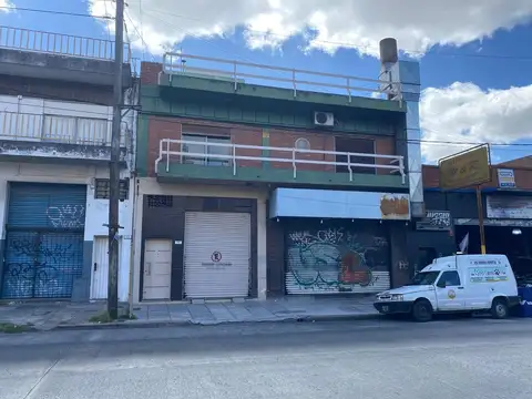 VENTA CASA 5AMBIENTES TERRAZA JARDIN LOCAL PALOMAR