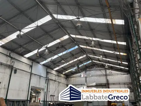 Alquiler de galpon dentro de predio empresarial Loma Hermosa