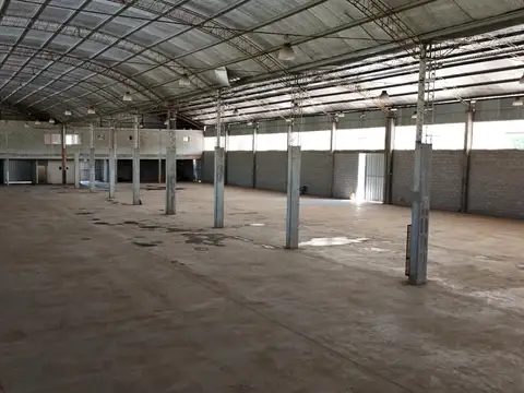 Depósito y Galpón en venta sobre Ruta 25 - 2 Hectareas