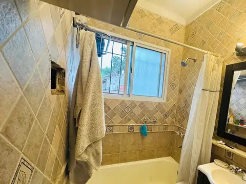 Casa con patio en Vicente Lopez