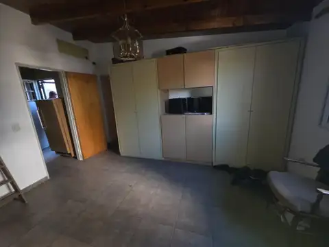 Casa 2 ambientes con 2 baños