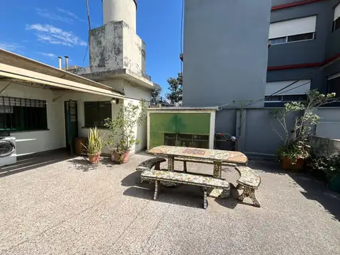 Galpon en Venta 45  mts Fondo