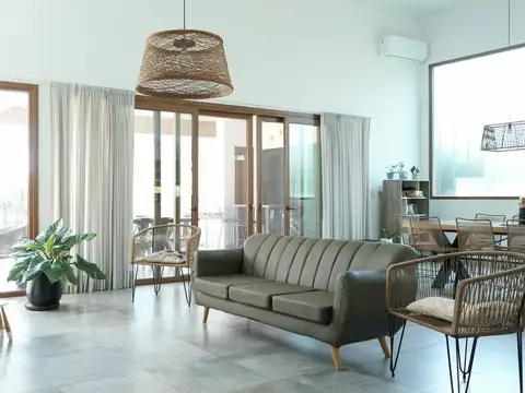 Casa en venta en Haras del Sur con Pileta