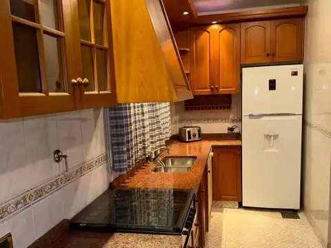 Departamento en Alquiler con 1 cocheras