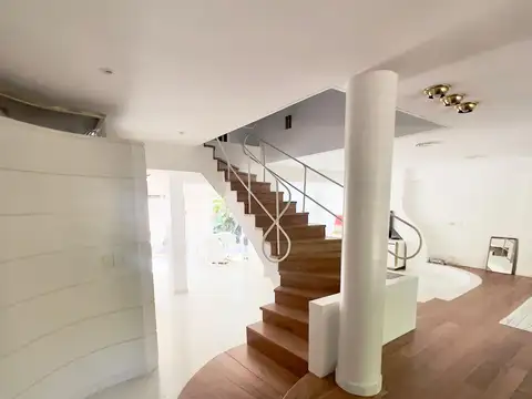Casa en Alquiler en Núñez, USD 4.900