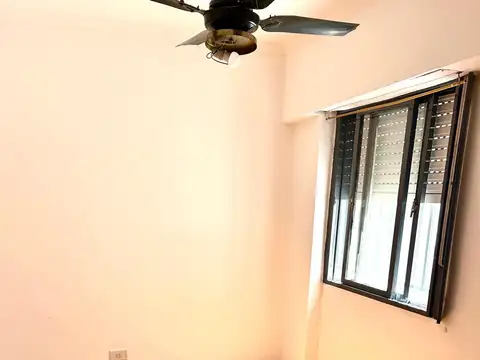 Departamento 5 ambientes con 1 baño