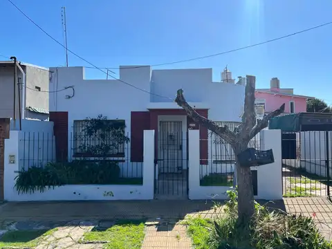 Casa en venta en Ingeniero Adolfo Sourdeaux