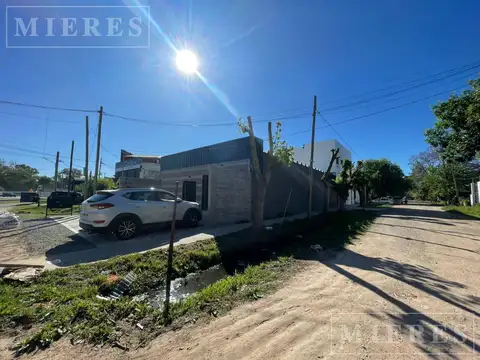 Local de 200 m2 en Venta en  Del Viso - Pilar