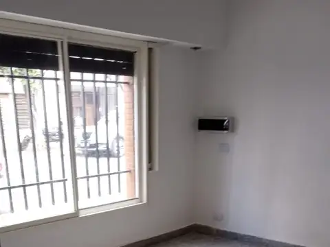 Casa en Alquiler en Barrio Don Bosco, $ 1.300.000