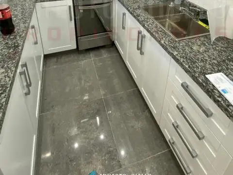 AV VICENTE LOPEZ 1000, Piso 2