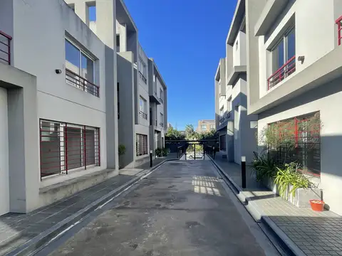 Carlos Francisco Melo 2100
