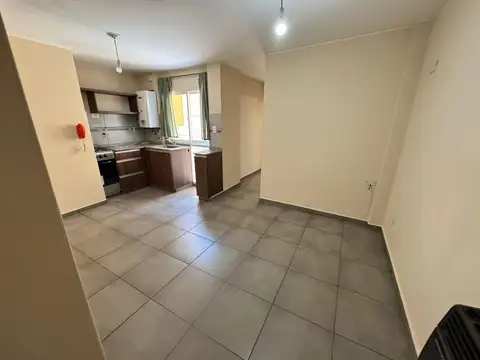 Av Maipu 100, Piso 1