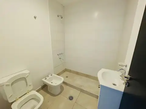 Departamento en Alquiler en Barrio Tres Cerritos, $ 850.000