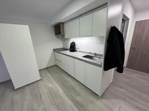 Departamento en Alquiler en Monserrat, $ 500.000