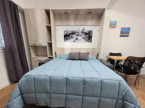 Avenida Melián 2400, Piso 1