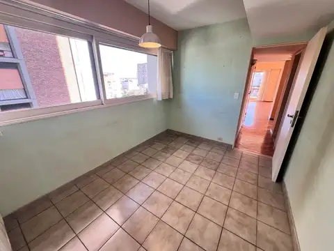 LADISLADO MARTINEZ 200