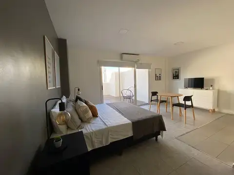 Independencia  al 900