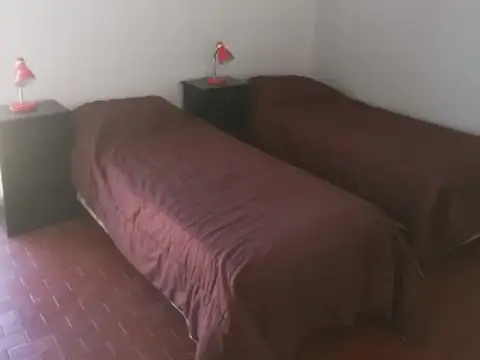 Barrio Norte, Junin 600, 3 amb, u$S 850 + expensas ( Ene 2026= $ 230,000) + servicios. 05-03-26...