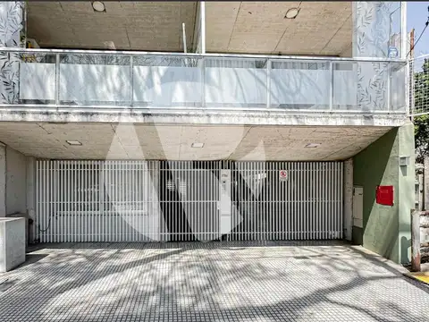 Amplia Cochera Fija en PB - Nuñez