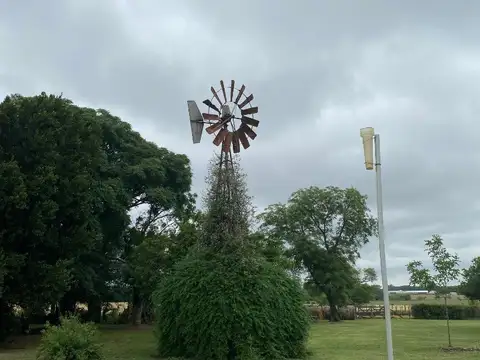 Venta 21 has en Arrecifes. Casa espectacular.