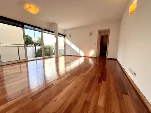 Francisco J. Muñiz 100, Piso 1