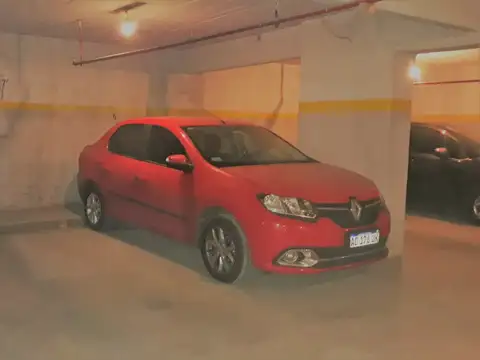 Cochera en Venta Cubierta