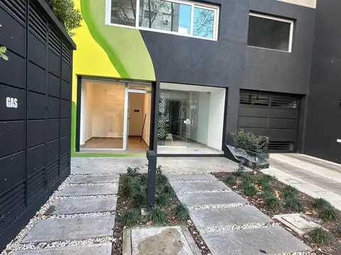 Local - Venta - Argentina, Lanús - del valle iberlucea 3185