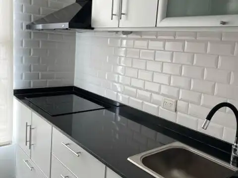 Departamento en Alquiler con 1 cocheras