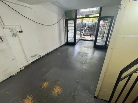 Local en Alquiler Via Púb.