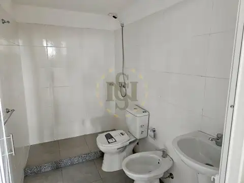 Galpon en Alquiler A Estrenar