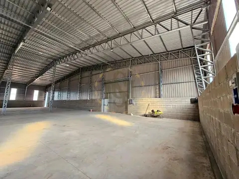 Galpon en Alquiler A Estrenar