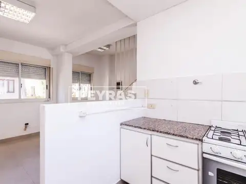 Depto Tipo Casa en Venta en Valentín Alsina, USD 83.900