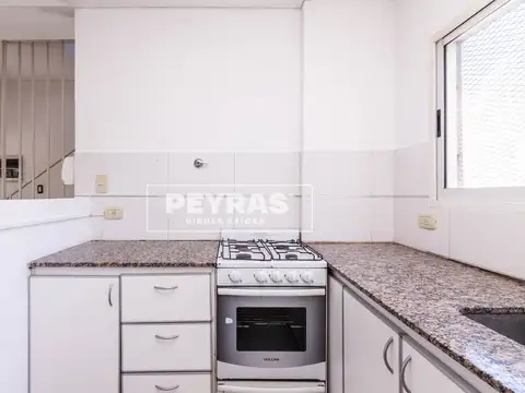 Depto Tipo Casa en Venta con 1 cocheras