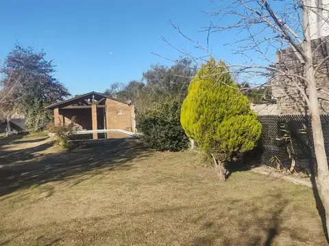 Roldan Terreno En Vta. Quincho Y Pisc 100