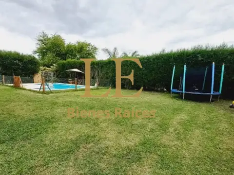 Casa en Venta con 5 cocheras