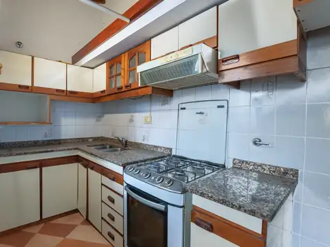 Casa en Venta en Temperley, USD 152.000