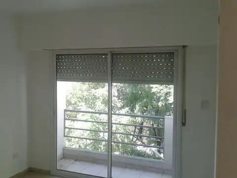 Departamento en Venta en Moron Sur, USD 45.000