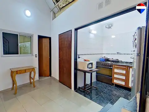 Casa 5 ambientes con 2 baños