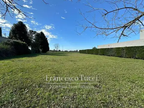 unico Lote en venta Los Puentes Luján