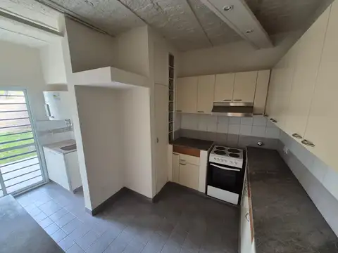 Depto Tipo Casa en Venta de 3 ambientes