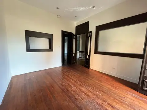 Casa 6 ambientes con 2 baños