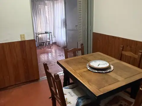 Depto Tipo Casa en Venta 50 años