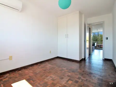 Alquiler Penthouse 1 dorm c/terraza en Pocitos