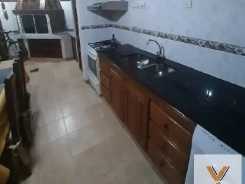 Departamento 5 ambientes con 2 baños