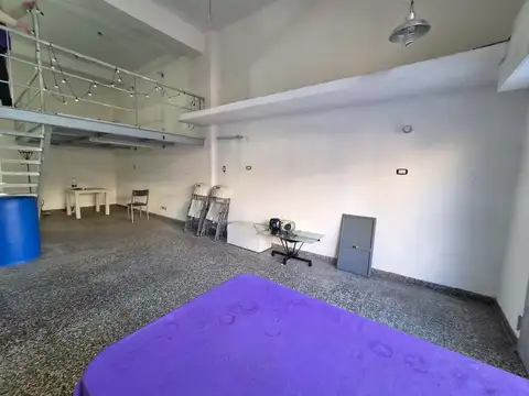 Local en Alquiler en Mataderos, $ 2.000.000