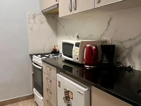 Venta monoambiente con cochera y patio - Nuñez