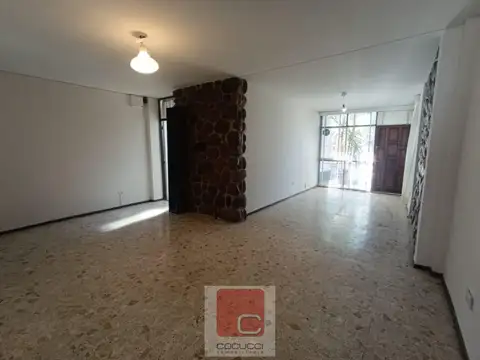 COCUCCI INMOBILIARIA VENDE casa en Godoy Cruz