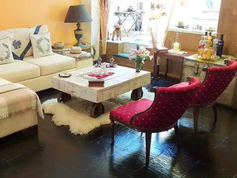 Depto Tipo Casa 4 ambientes con 4 baños